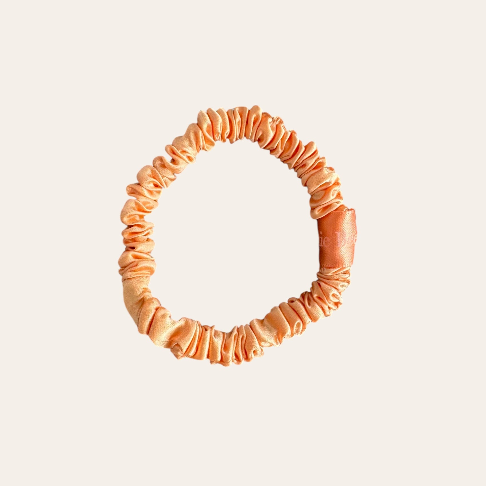 Silk scrunchie classic - Peach Fuzzy