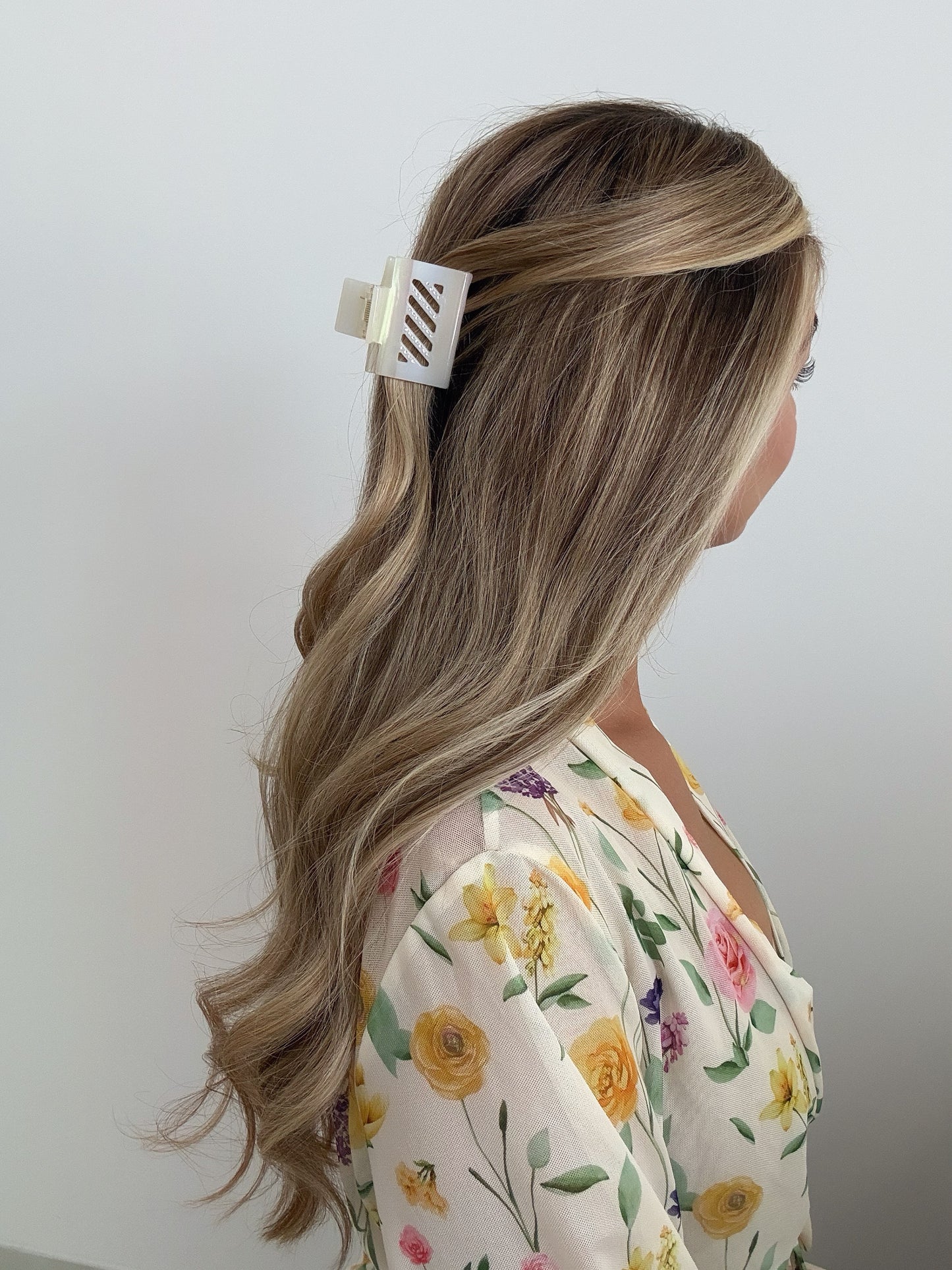 BEE clip crystal line - white pearl