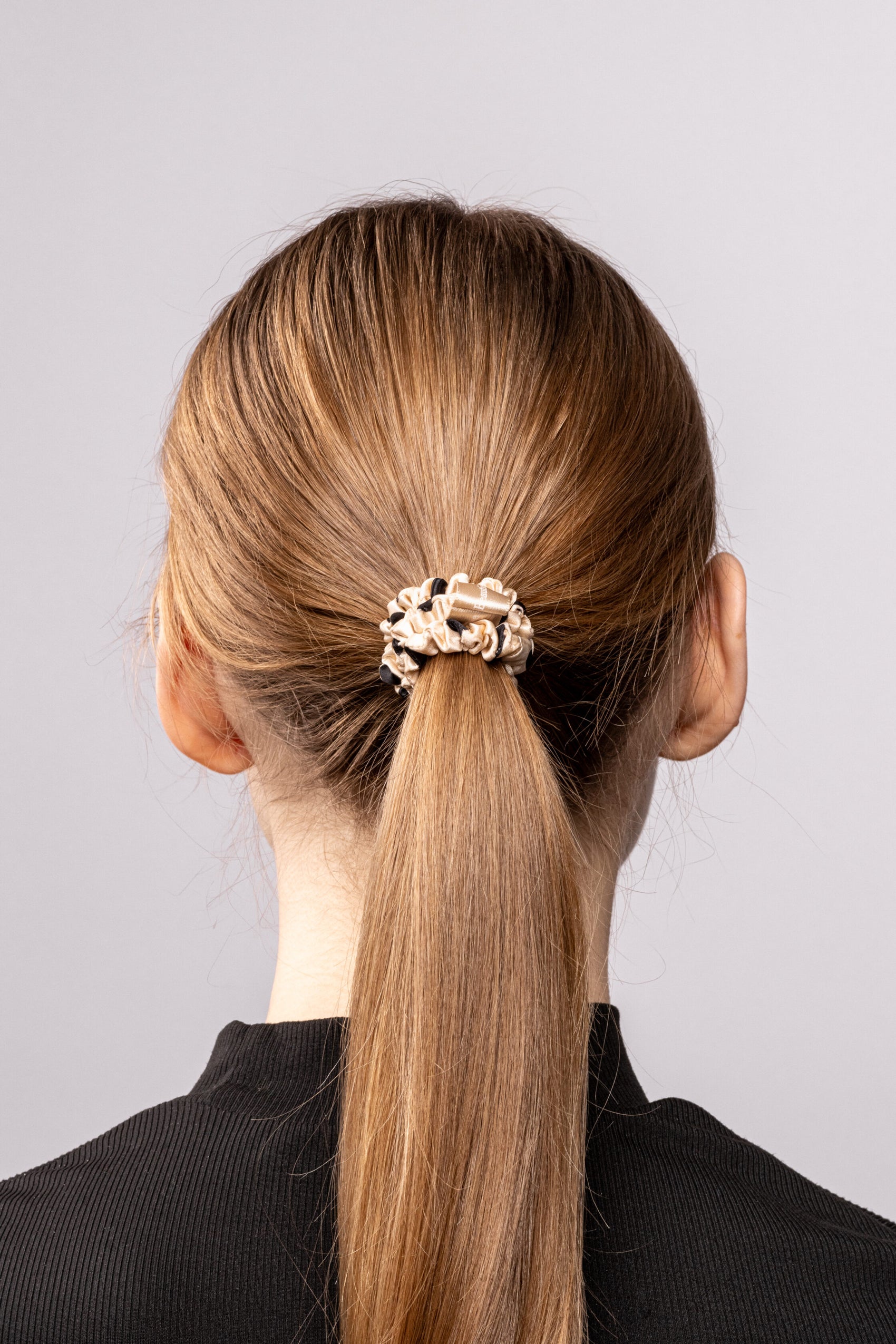 Silk scrunchie classic Polka Dot - beige