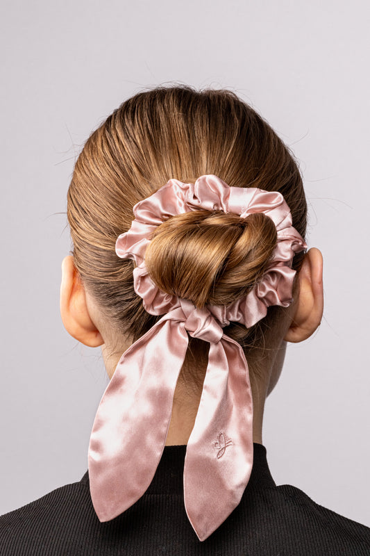 Hodvábna gumička s mašľou L - Baby Pink