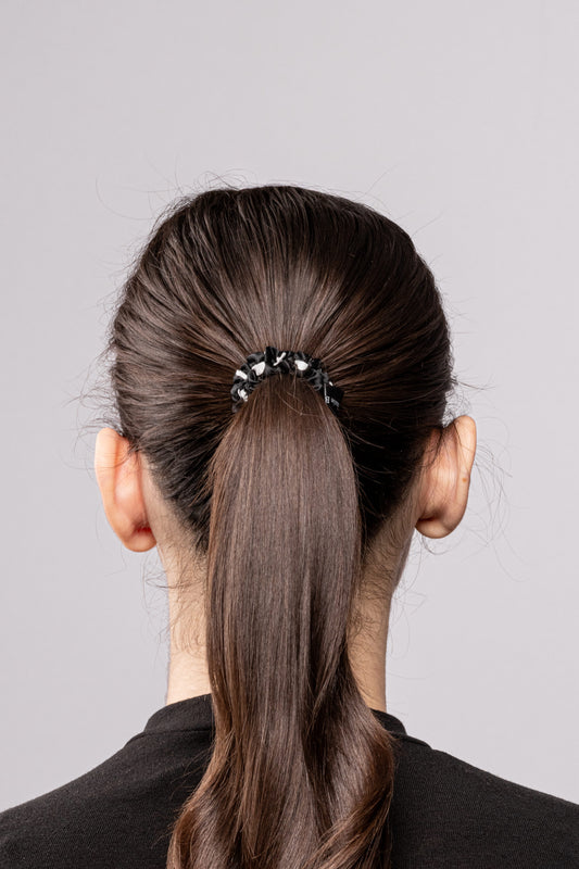 Silk scrunchie classic Polka Dot - black