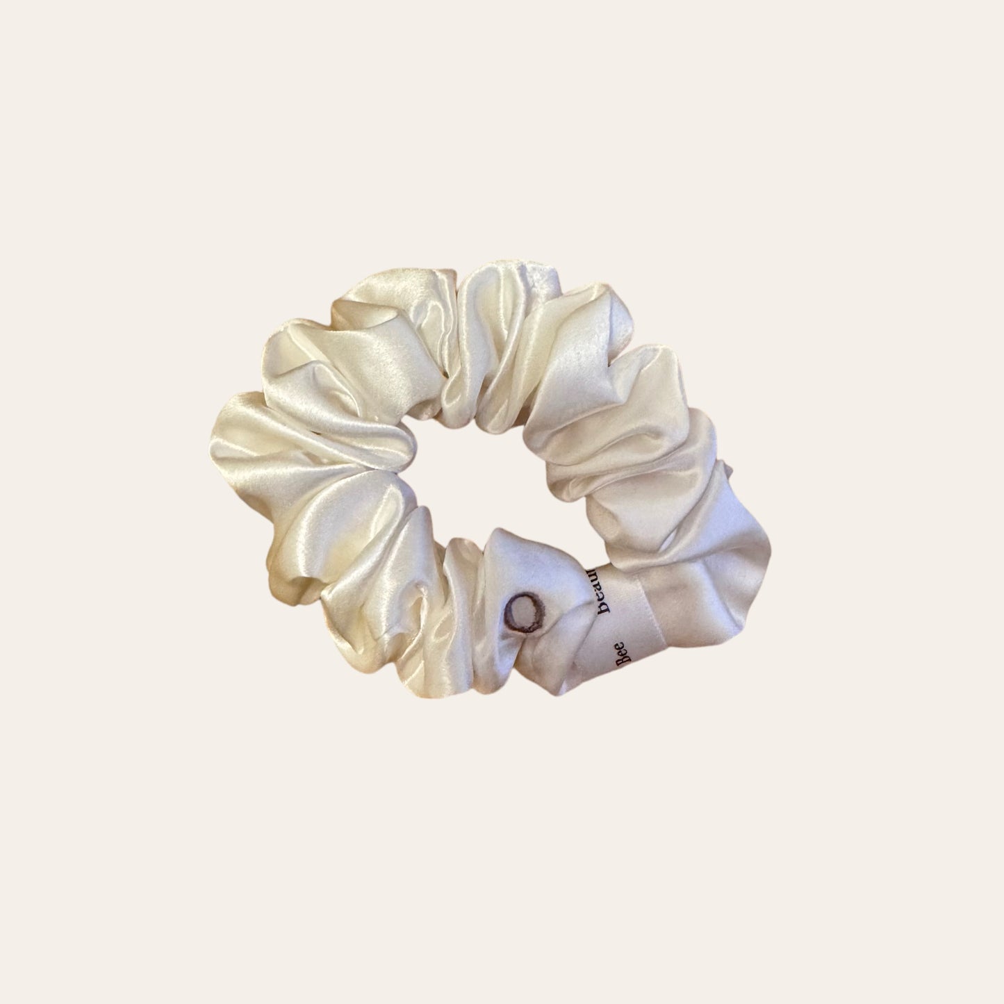 Silk scrunchie - O -